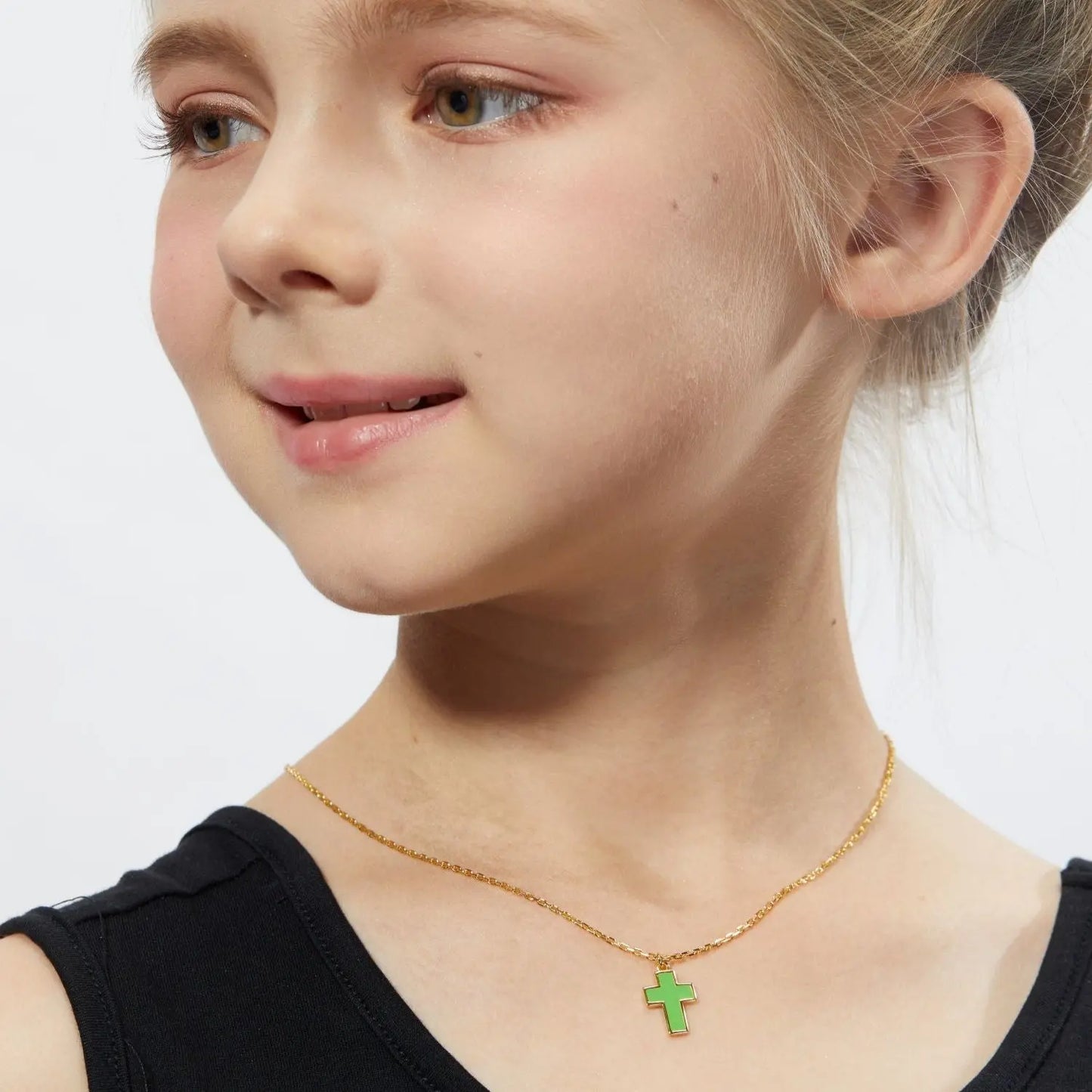 Petit Faith Necklace in Green Anna Zuckerman