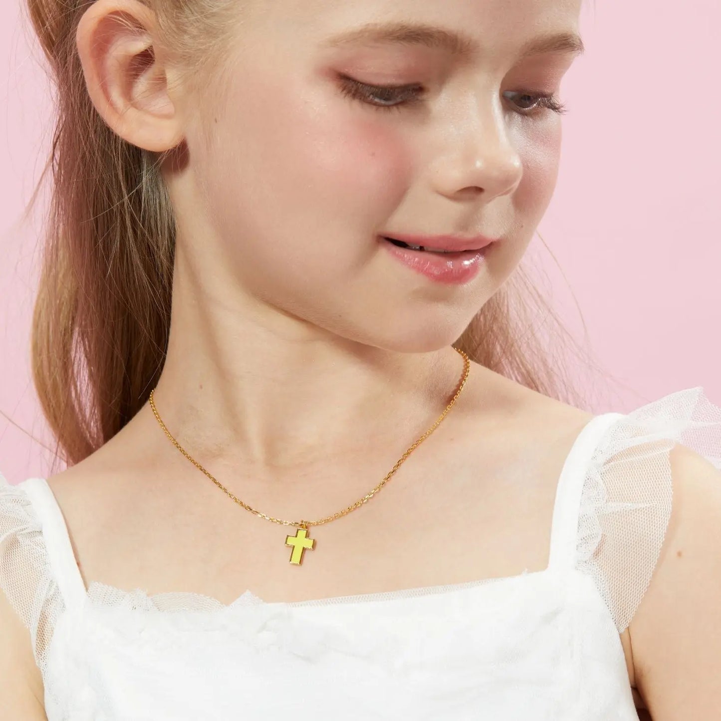 Petit Faith Necklace in Yellow Anna Zuckerman