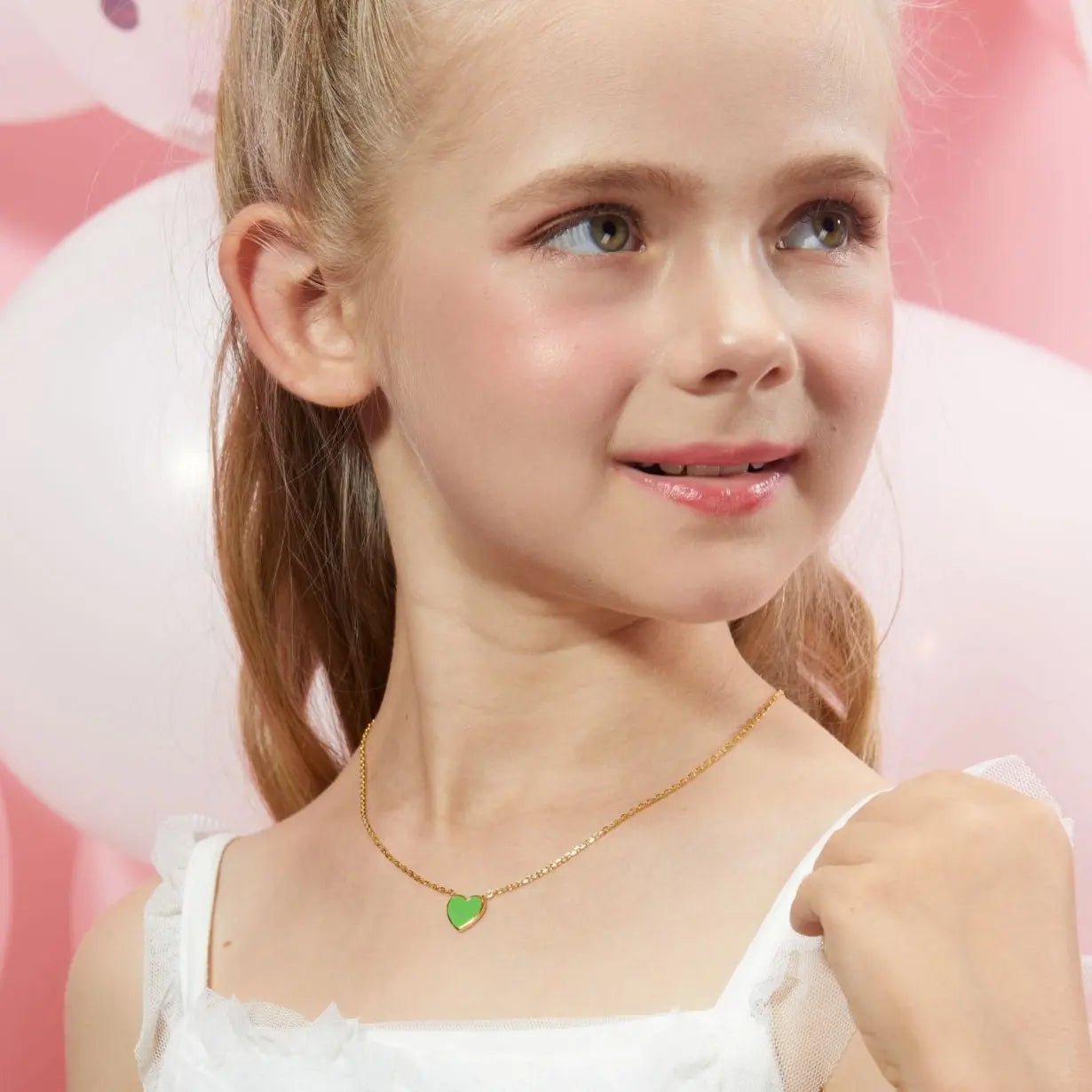Petit Love Necklace in Green Anna Zuckerman