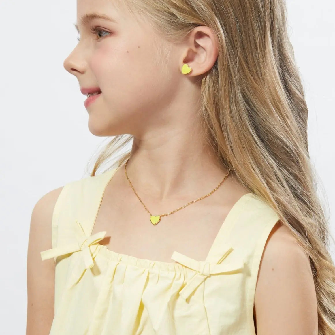 Petit Love Necklace in Yellow Anna Zuckerman