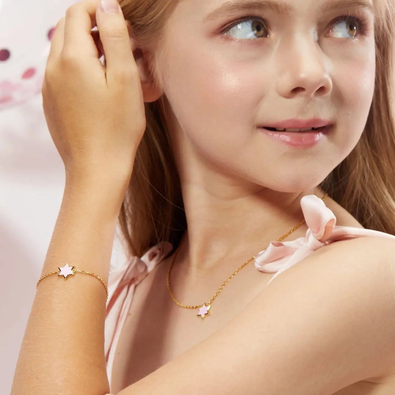 Petit Star of David Bracelet in Pink Anna Zuckerman