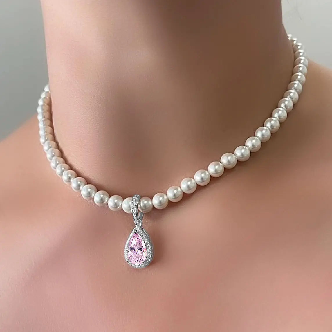 Anna Zuckerman Princess Di Pearl Necklace in Argyle Pink