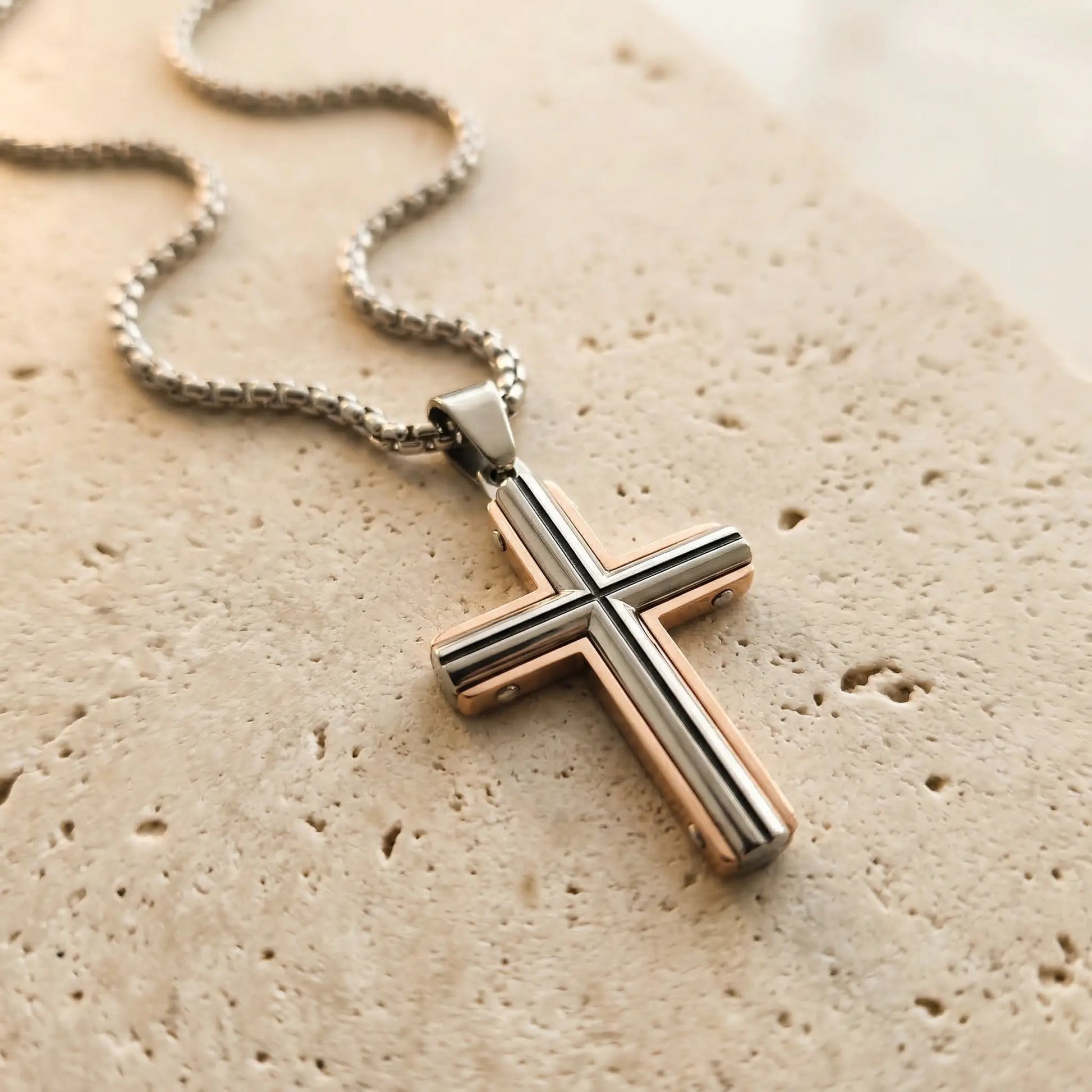 Reid Cross Necklace Anna Zuckerman