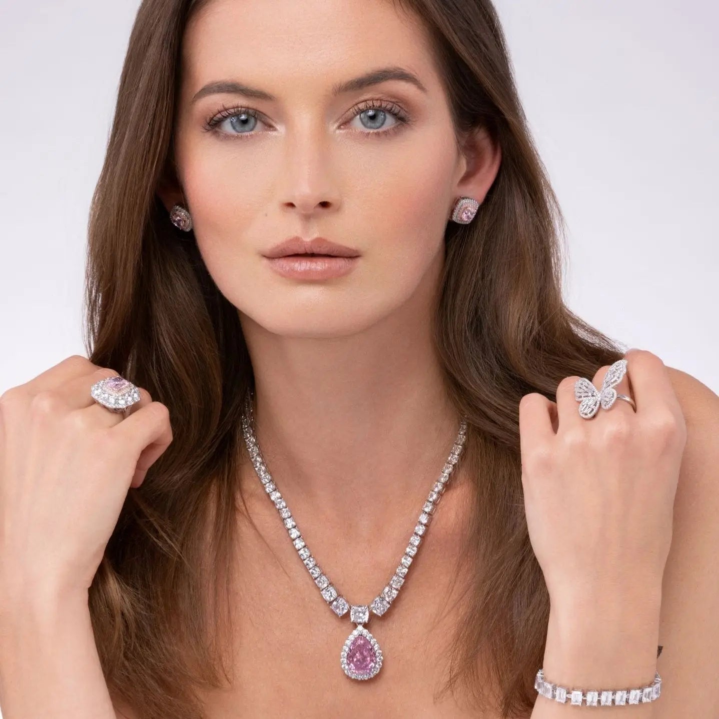 Royal De Luze Pendant in Argyle Pink - Anna Zuckerman
