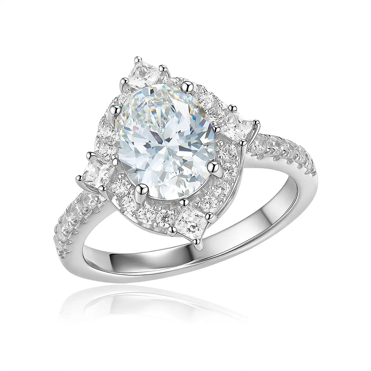 Santana Ring in White Diamond Anna Zuckerman