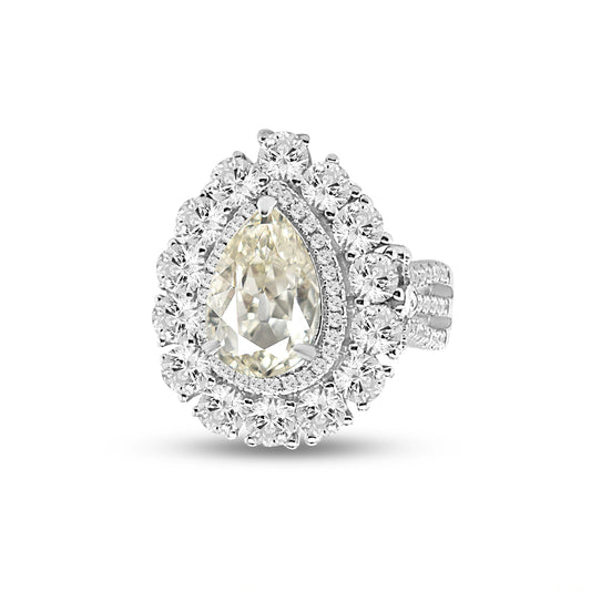 Sunny Isles 7 Carat Ring in Champagne Crystalline