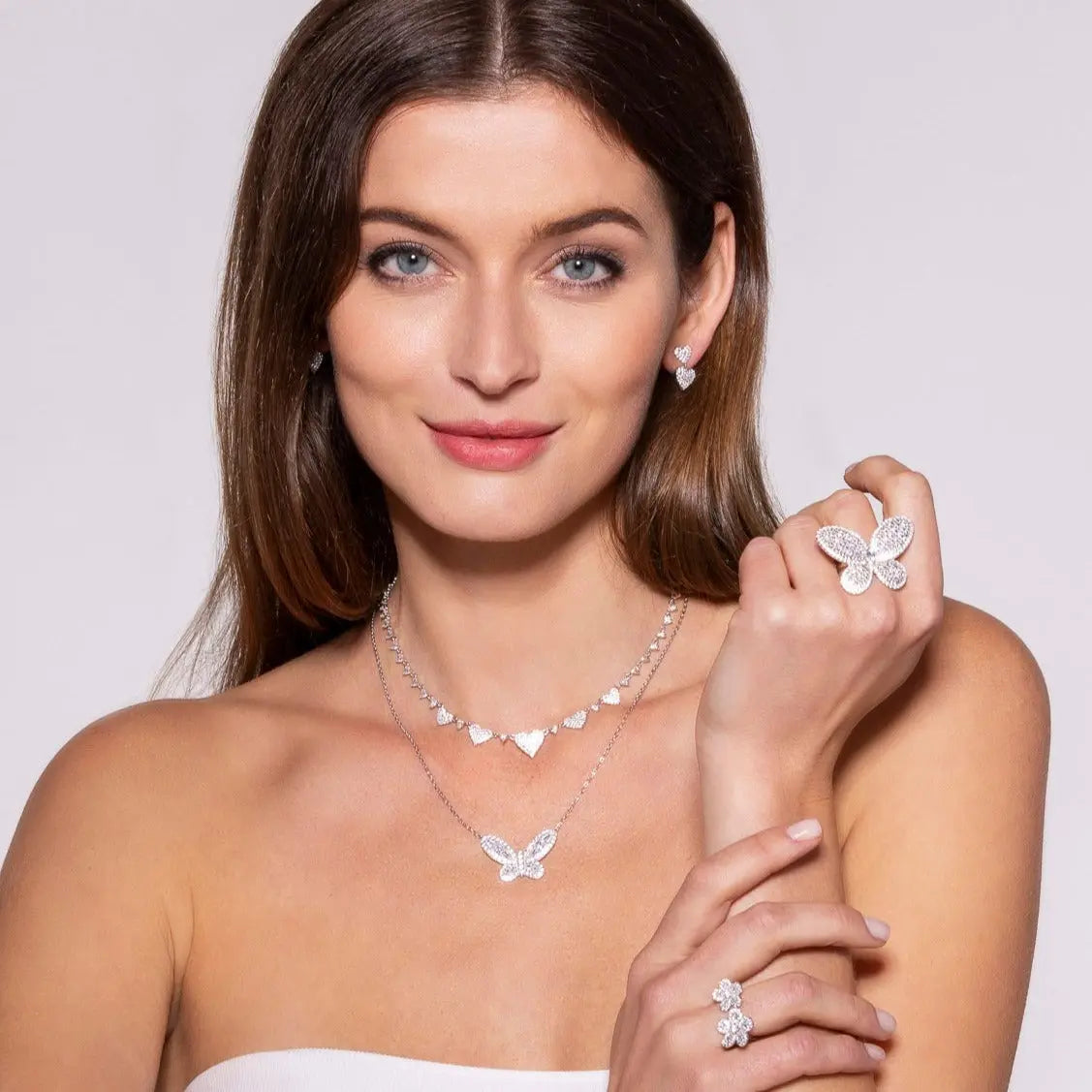Sweet Butterfly Necklace - Anna Zuckerman