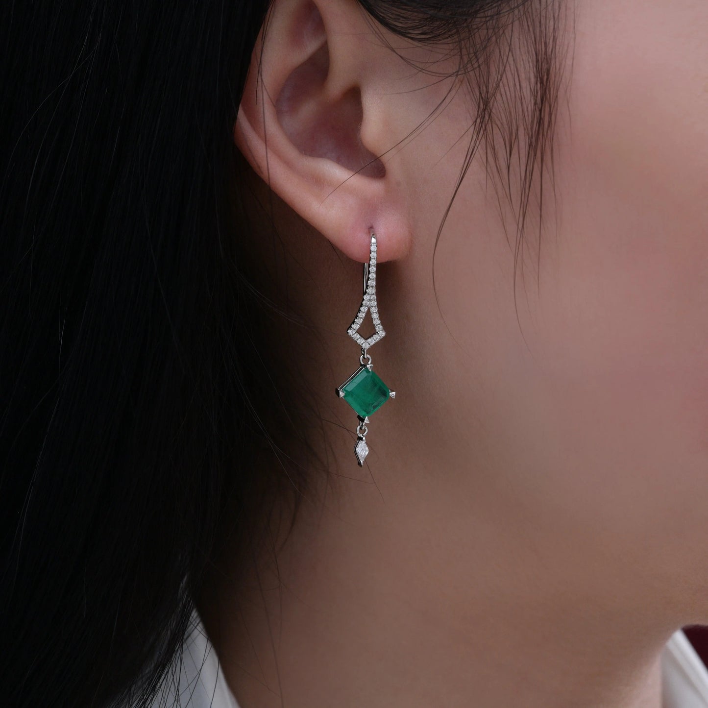 Vintage Chandon Earrings in Emerald Anna Zuckerman