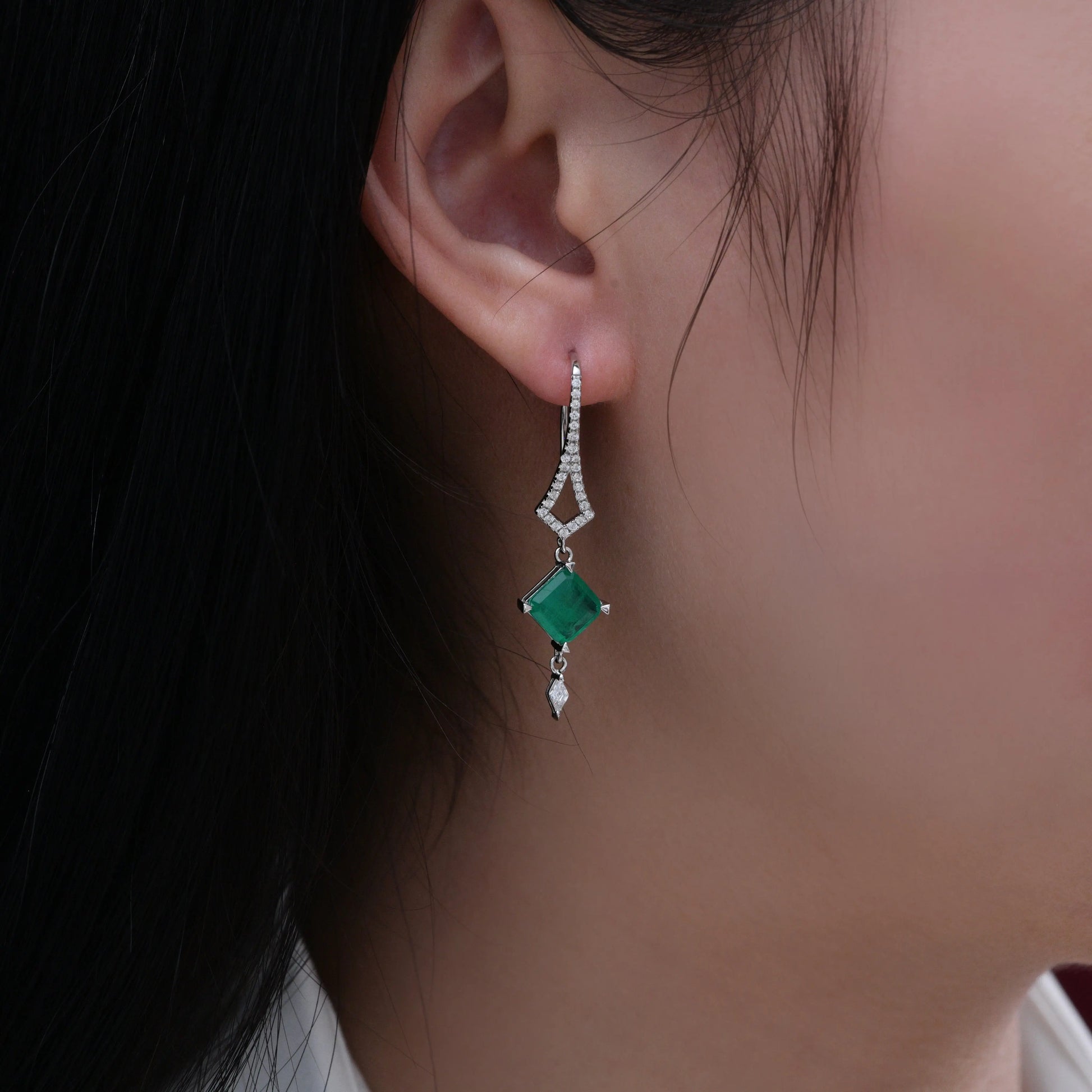 Vintage Chandon Earrings in Emerald Anna Zuckerman