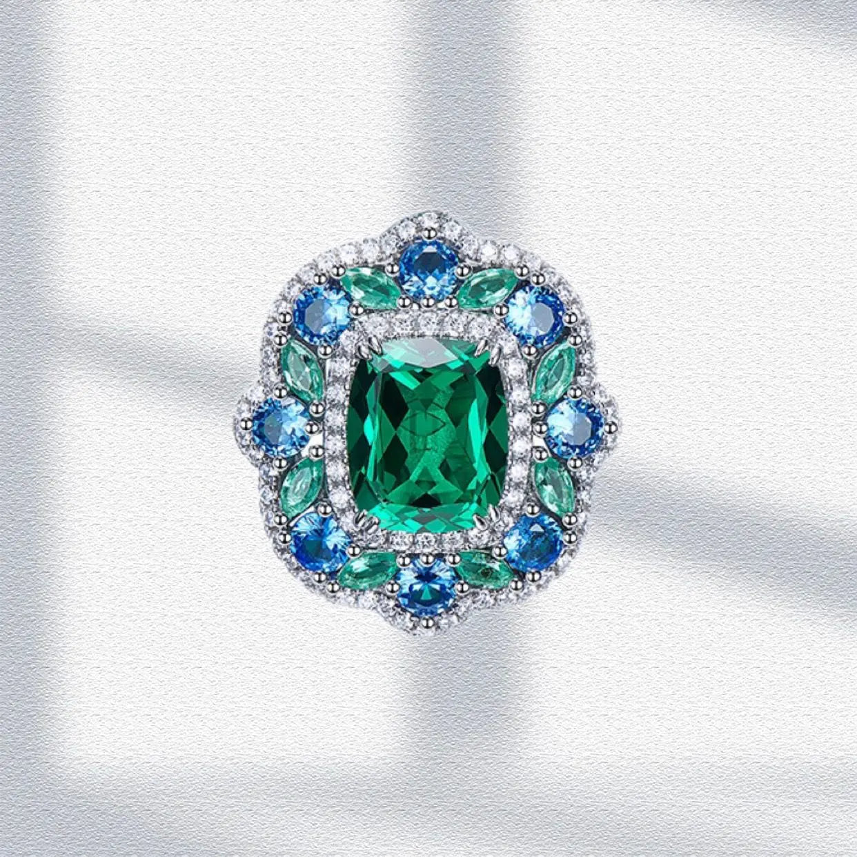 Vintage Iris Ring Anna Zuckerman