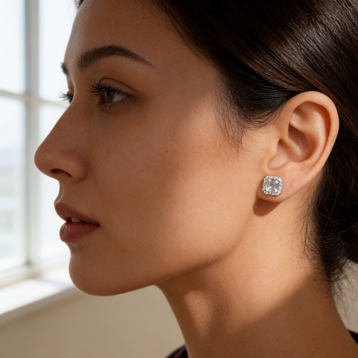 Bethenny Asscher Studs in White Crystalline