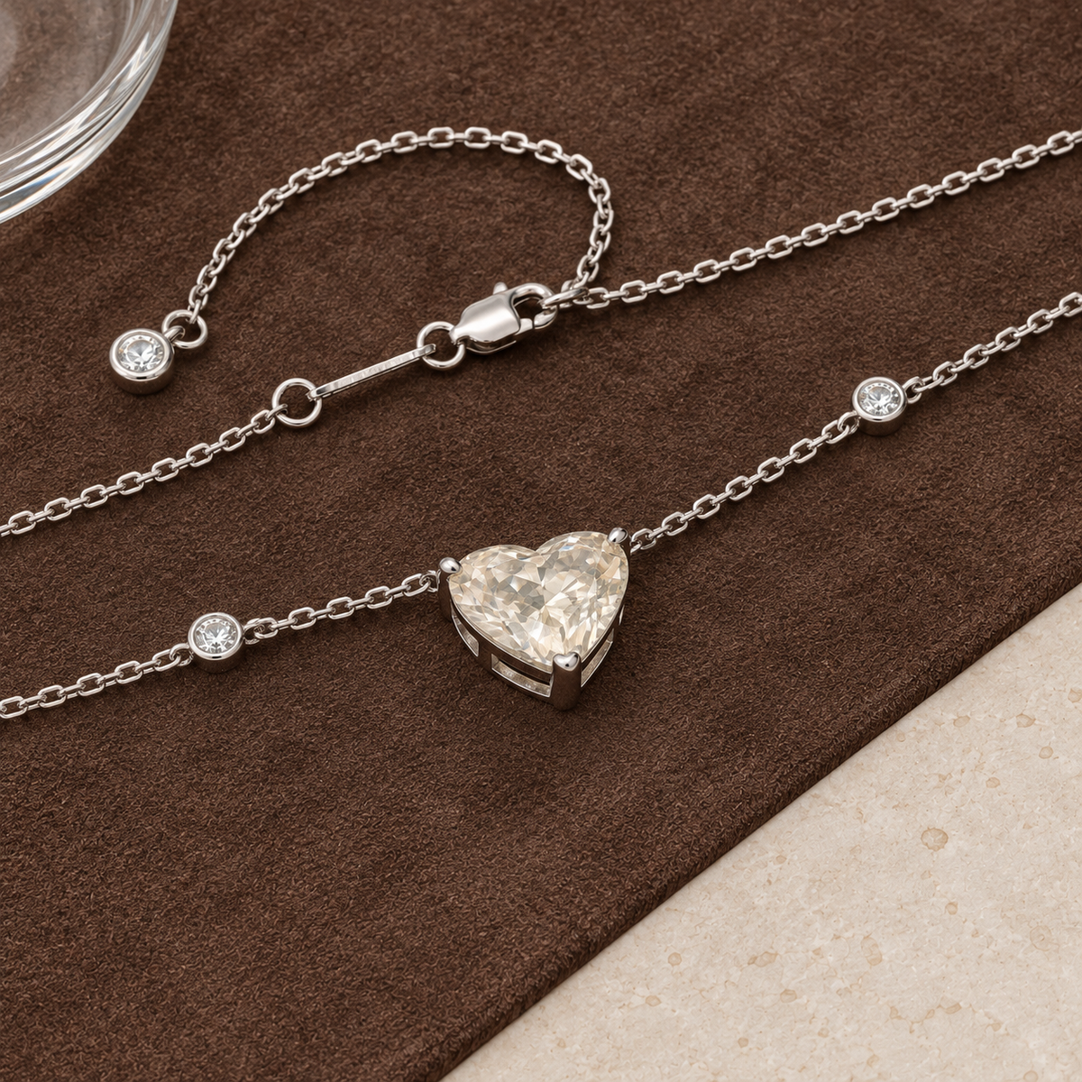 Chloe Zoe Necklace in Champagne