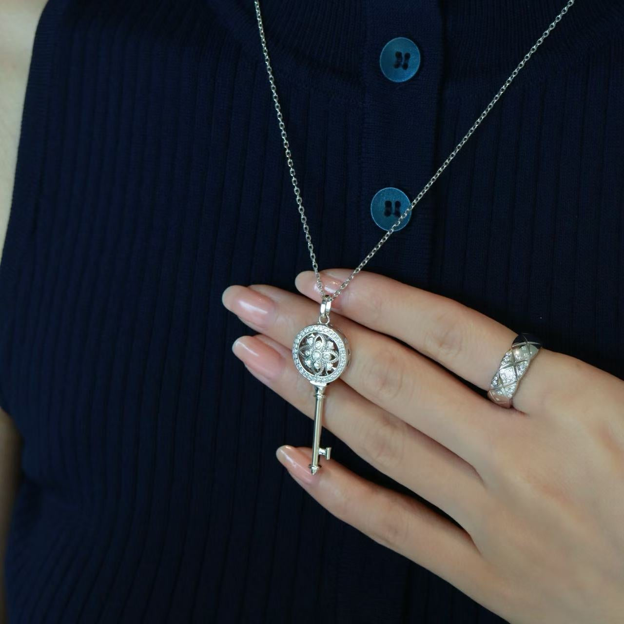 Crystalline Key Necklace Anna Zuckerman