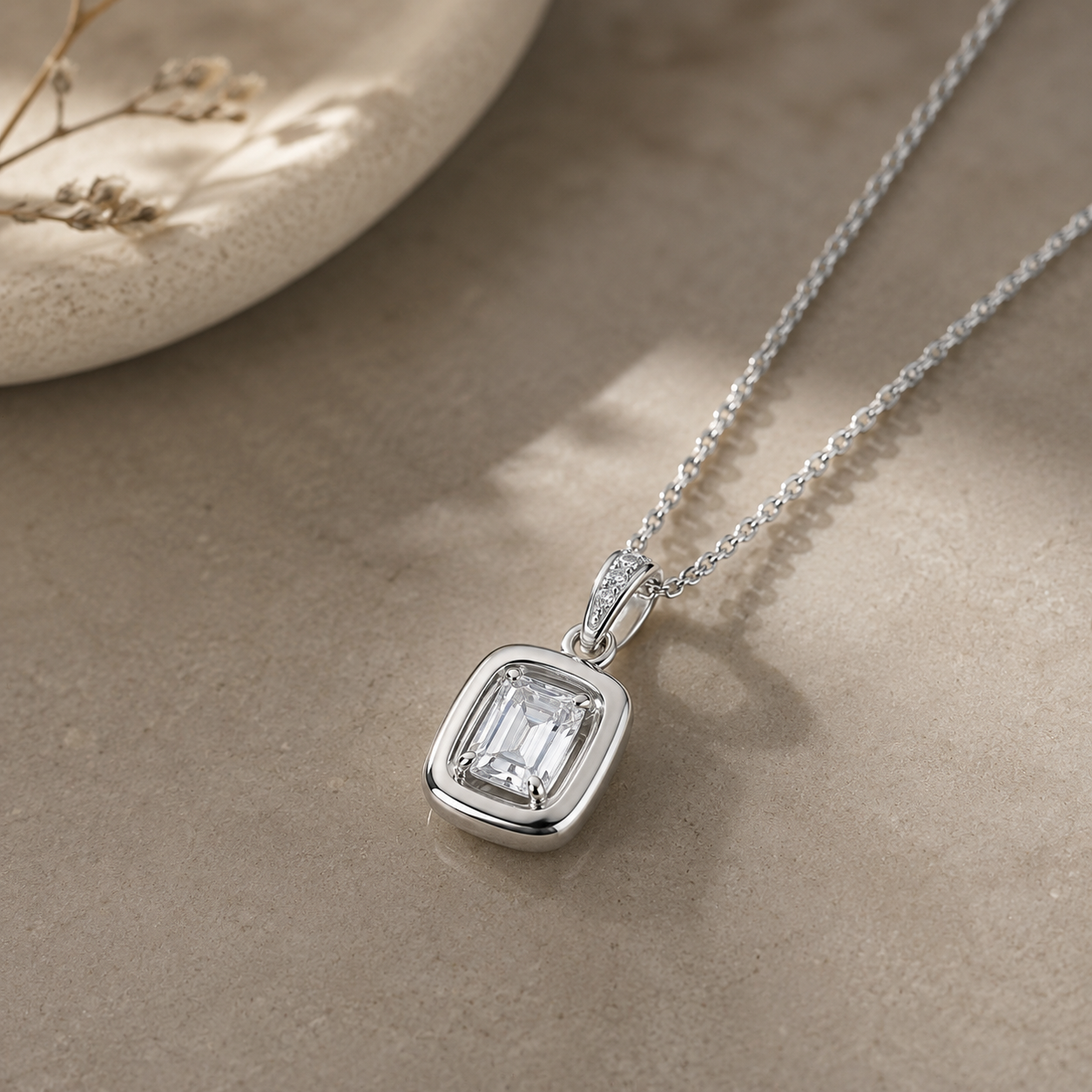 Monte Square Necklace