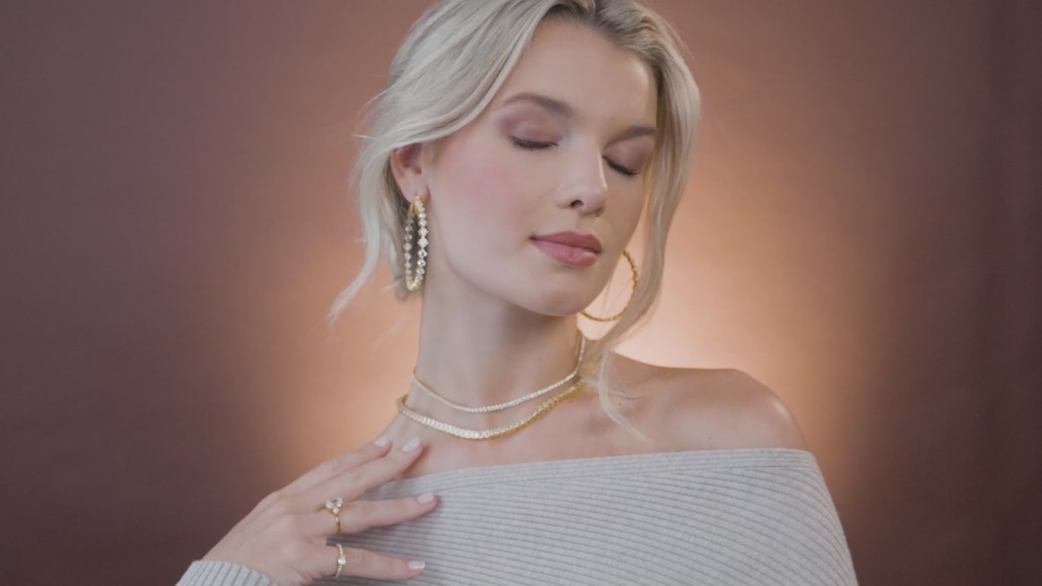 Anna Zuckerman short video