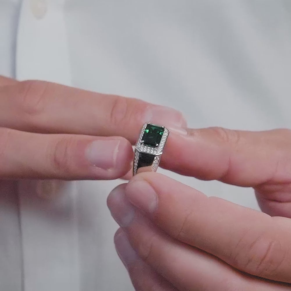 Anna Zuckerman Jagger Gemstone Ring in Emerald
