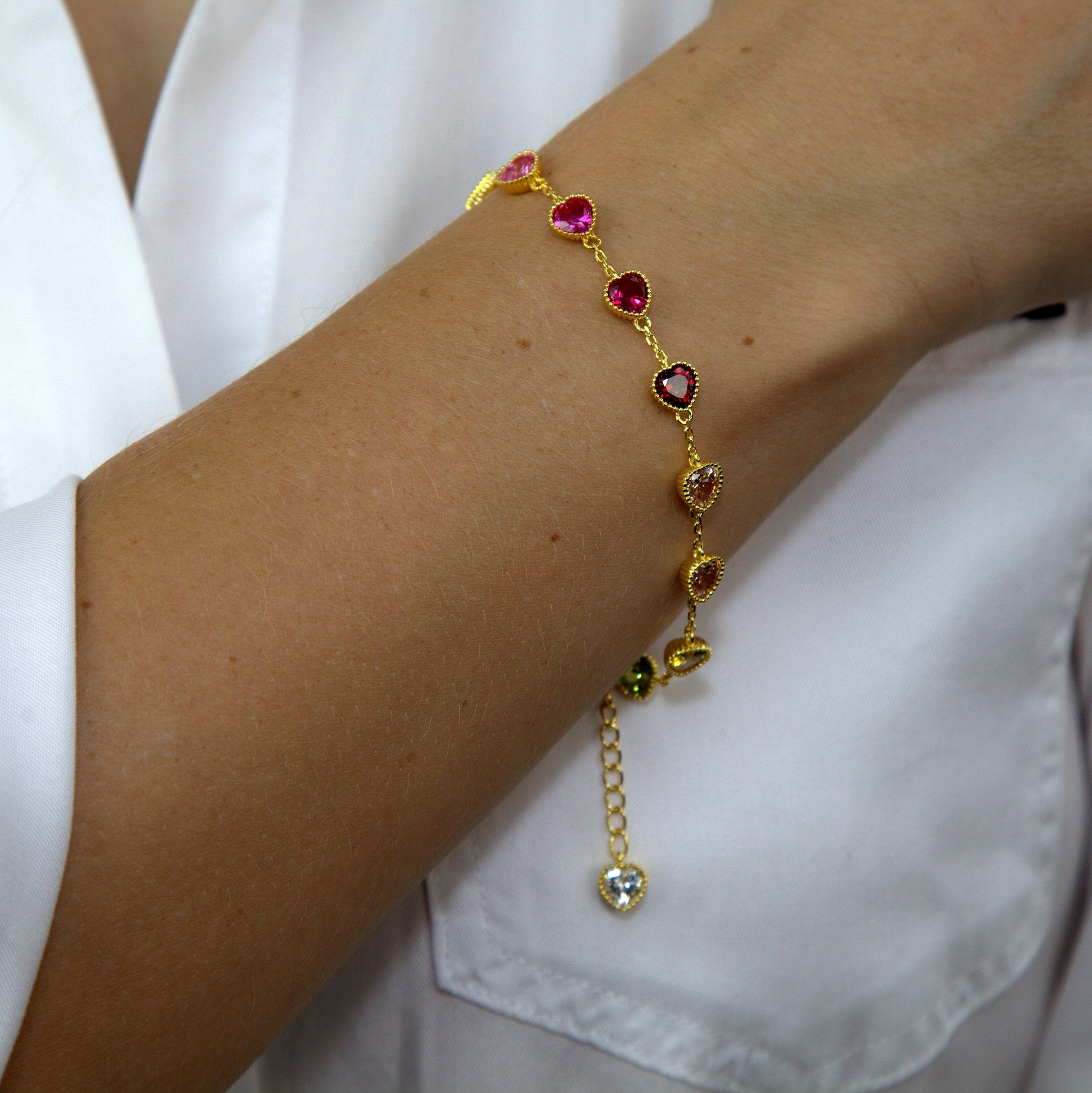Omni 02 Heart Bracelet Gold - Anna Zuckerman Luxury Bracelets
